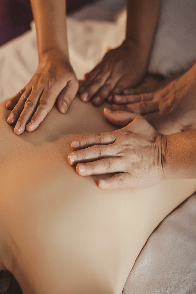 Шұлық киген әйелдердің жеке суреттері